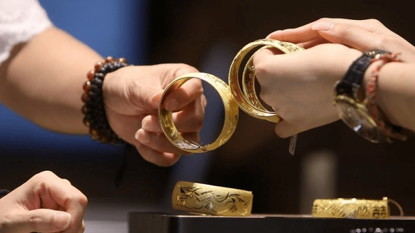 تورم چپق خرافات طلا را چاق کرد