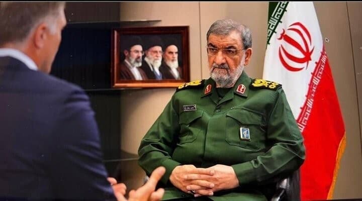 محسن رضایی: پایان جنگ در تمام جبهه‌ها و رفع محاصره دریایی، شروط ایران است