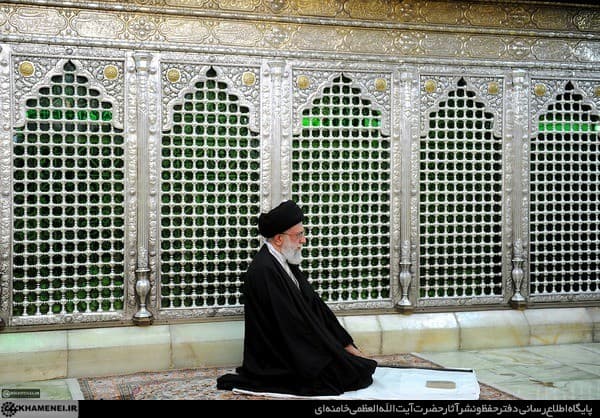 رهبرشهید: حضرت معصومه(س) قم را پایگاه نشر معارف اهل‌بیت(ع) کرد